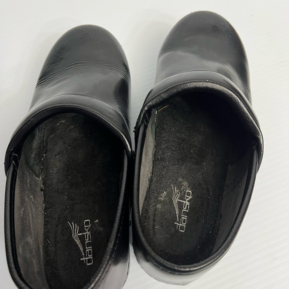 Dansko Shiny Black clogs women’s size 39 - Picture 9 of 13